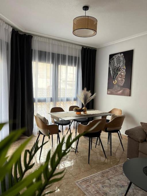 Luxury Port Apartments Торрев'єха Екстер'єр фото